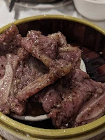 steamed beef short ribs in black pepper sauce 黑椒牛仔骨